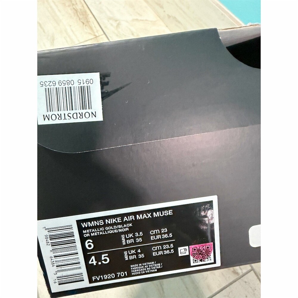Nike Air Max Muse Women's Sneakers Metallic Gold/Black Size 6 - Picture 7 of 9